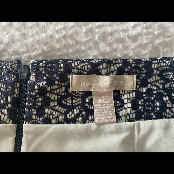 Navy lace midi pencil skirt - Picture 6 of 9